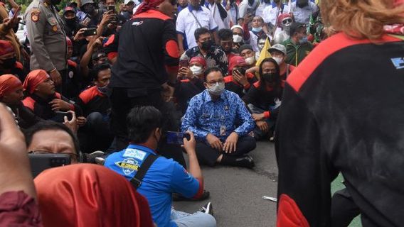 DPRD DKI Penasaran Cara Hitung-hitungan Gubernur Anies Bisa Katrol Kenaikan UMP 5,1 Persen