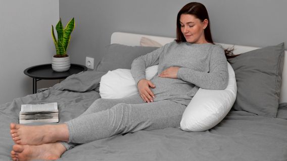 Propreuve de problèmes de sommeil pendant la grossesse, selon la recherche qui déclenche des mauvaises conditions chez le fœtus