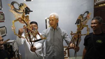 Ganjar Pranowo Encourages Skin Painting Craftsmen In Sukoharjo To Break Export Market After Pandemic