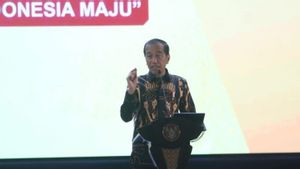 Jokowi rappelle au maire de préparer les transports de masse contre la congestion