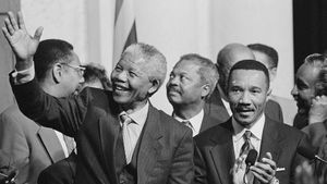 纳尔逊·曼德拉(Nelson Mandela)的记忆被奉为玫瑰花的名字