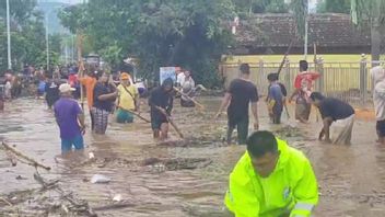 Settlement In Kendit Situbondo Hit By Flash Flood