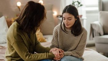 5人のティーンエイジャーが感情的に傷ついている兆候、オルトゥは知らなければなりません