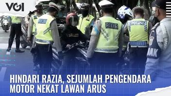 VIDEO: Hindari Razia, Sejumlah Pengendara Motor Nekat Lawan Arus