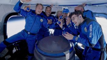 بيت ديفيدسون ، صديقة كيم كارداشيان ، يلغي الطيران إلى الفضاء ، وتعلن Blue Origin عن استبدالها قريبا