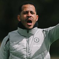 Chelsea Pecat Liam Rosenior, Sodoran Kontrak Panjang Dirusak Performa Buruk dalam Sejarah