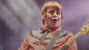 Bassis The Stone Roses, Gary ‘Mani’ Mounfield Meninggal Dunia di Usia 63 Tahun