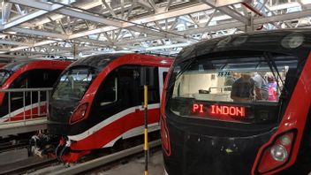 Rangkaian LRT Jabodebek Masuk Bengkel, Kemenhub Dorong Percepatan Proses Perawatan