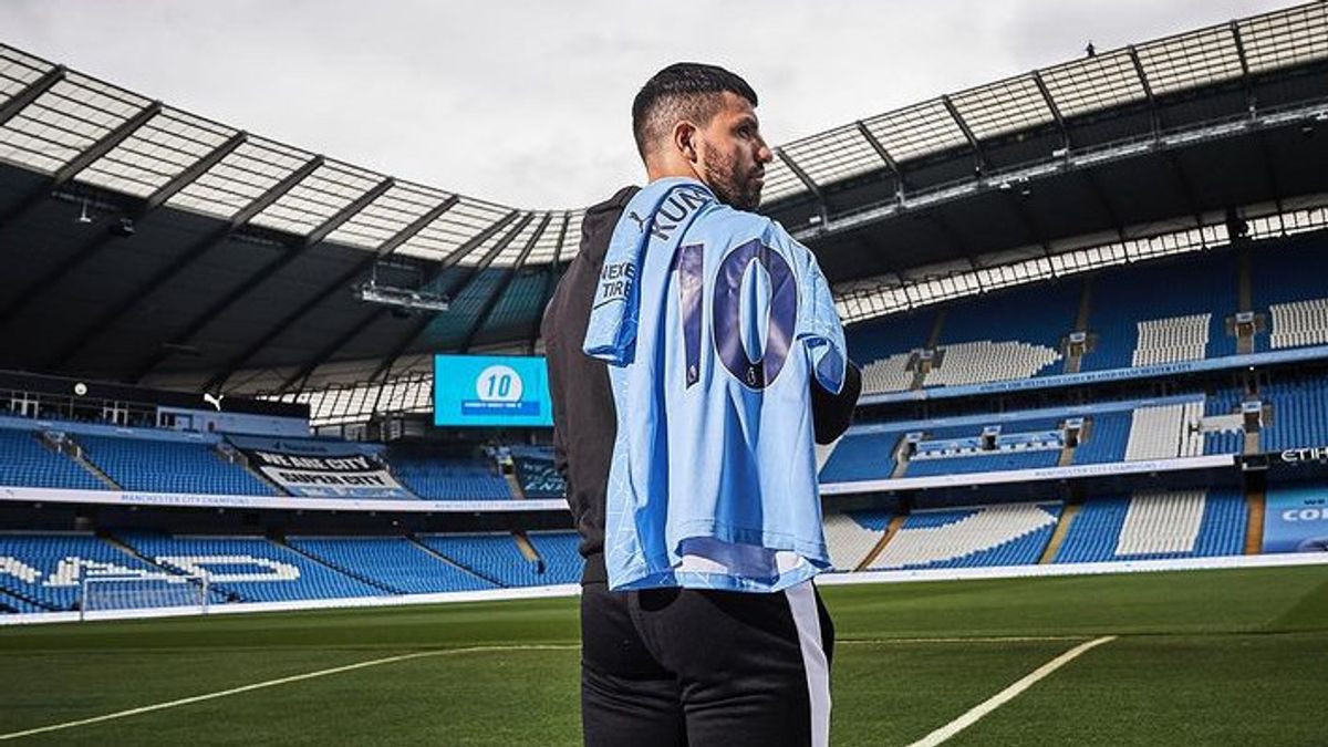 Gokil, Aguero Gives 60 Manchester City Staff Watches, Total Value Of IDR 1.1 Billion