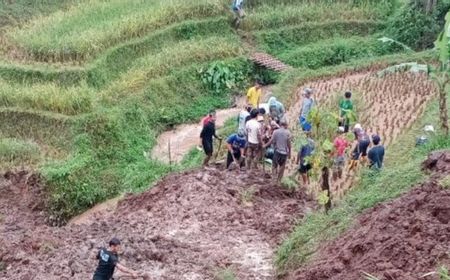 Tebing Longsor di Bandung, Satu Warga Meninggal