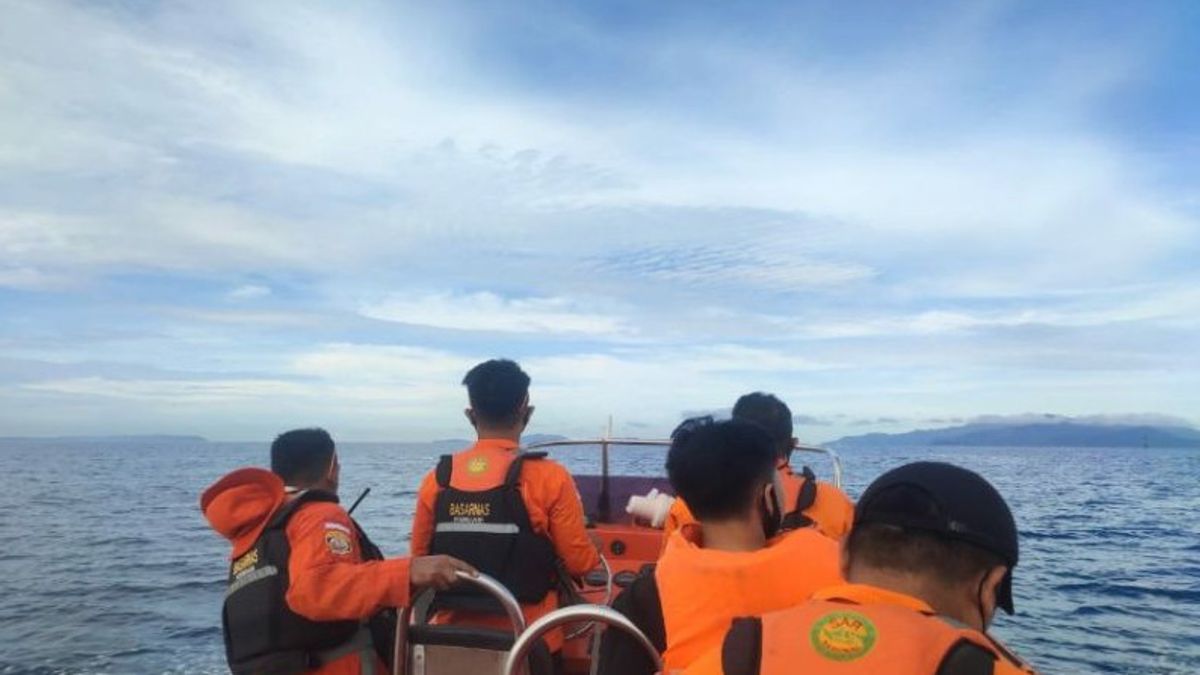 Basarnas Searches For Passengers Falling From Ship In Bone-Kolaka