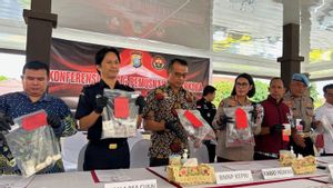 Polda Kepri Gagalkan Peredaran 353 Keping Vape Etomidate di Batam