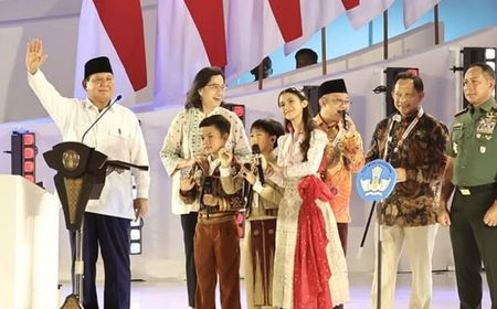 Prabowo Umumkan Dana Kesejahteraan Guru 2025 Naik Jadi Rp81,6 Triliun