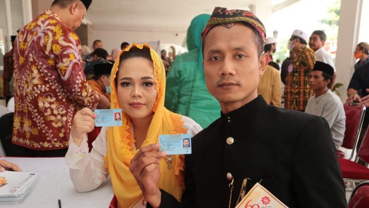 50 Pasangan Surabaya Ikuti Isbat Nikah Lewat Progam "Lontong Kupang"