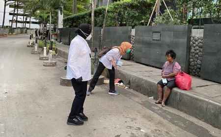 Pemprov DKI Gerak Cepat Usai Blusukan Risma Temui Gelandangan Sampai Thamrin