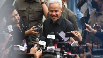 Ganjar承认他不停地向Prabowo Gerus Suara在东爪哇