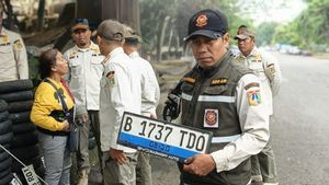 Penadah Pelat Nomor Kendaraan, Satpol PP Gerebek Tukang Tambal Ban 'Nakal' di Kelapa Gading