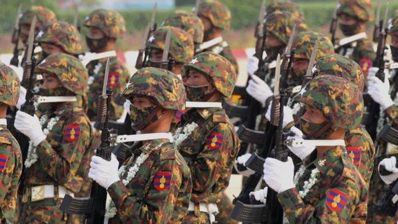 Accusé D’avoir Propagé La Résistance Et D’avoir Invité Le Public à Faire Grève, L’armée Du Myanmar Détient 2 Journalistes