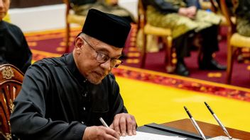 الرئيس جوكوي أول من هنأ ، هذا هو رد رئيس الوزراء الماليزي أنور إبراهيم