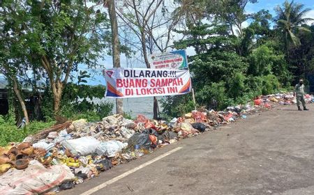 Penjabat Wali Kota Ambon Tempatkan Petugas Satpol PP Atasi Sampah di Perbatasan