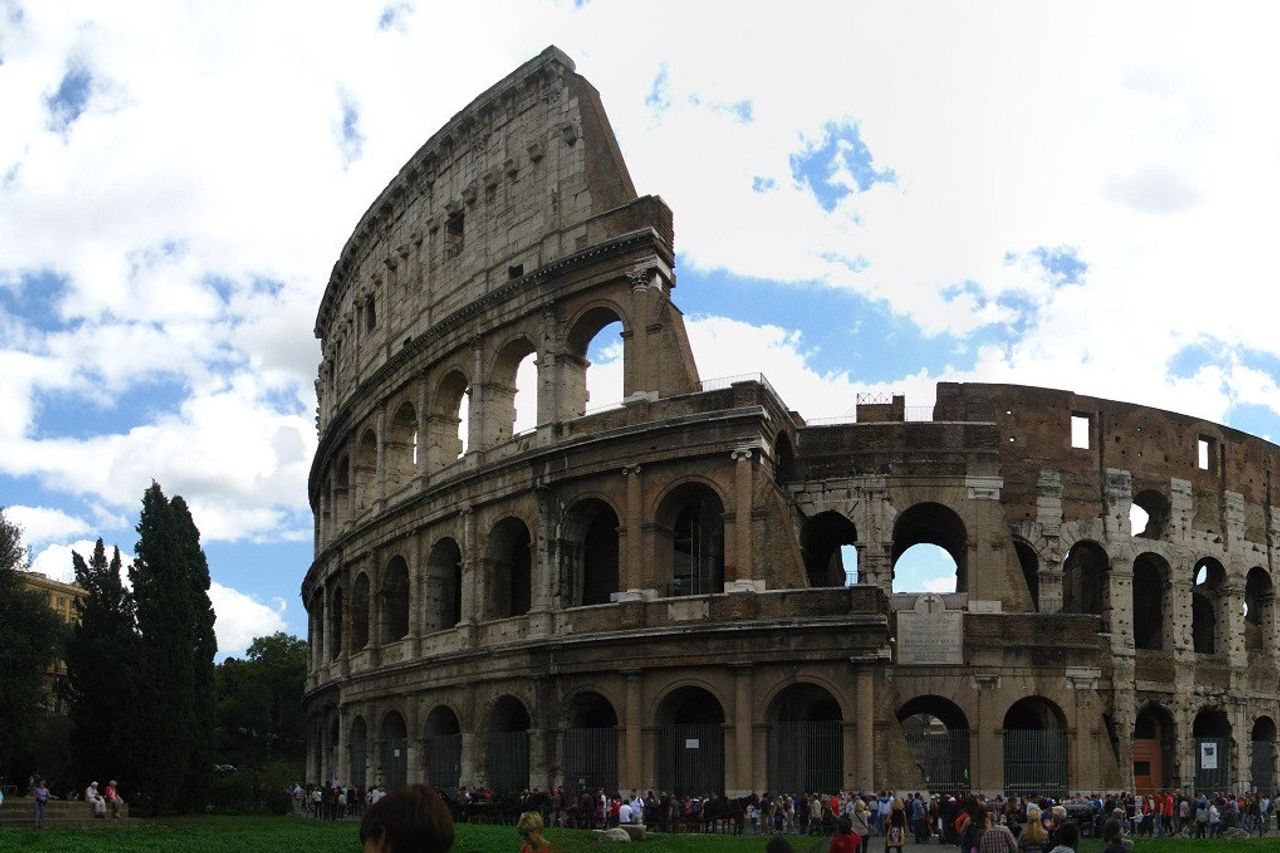 ローマのコロッセオは3210億ポンド相当の新しい洗練された床を持つことになります