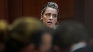 Kesaksian Adik Amber Heard, Whitney Henriquez: Mereka Mengatakan Hal Buruk Satu Sama Lain 