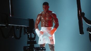 Anthony Joshua Pertaruhkan Karier dalam Duel Melawan Jake Paul