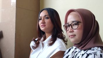 Tengku Dewi Planned to start a new life in Bali, Andrew Andika Resilient