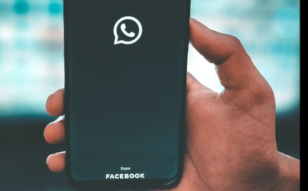 WhatsApp Blak-Blakan Tak Akan Berbagi Data dengan Facebook