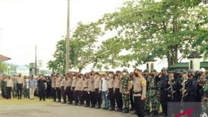 Polisi Kerahkan 500 Personel Amankan Ritual Adat Pukul Sapu di Morela dan Mamala, Maluku Tengah.
