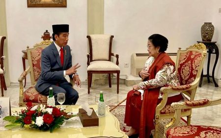 Sempat Diisukan Renggang, Ini Momen Jokowi Bicara Empat Mata dengan Megawati di Istana