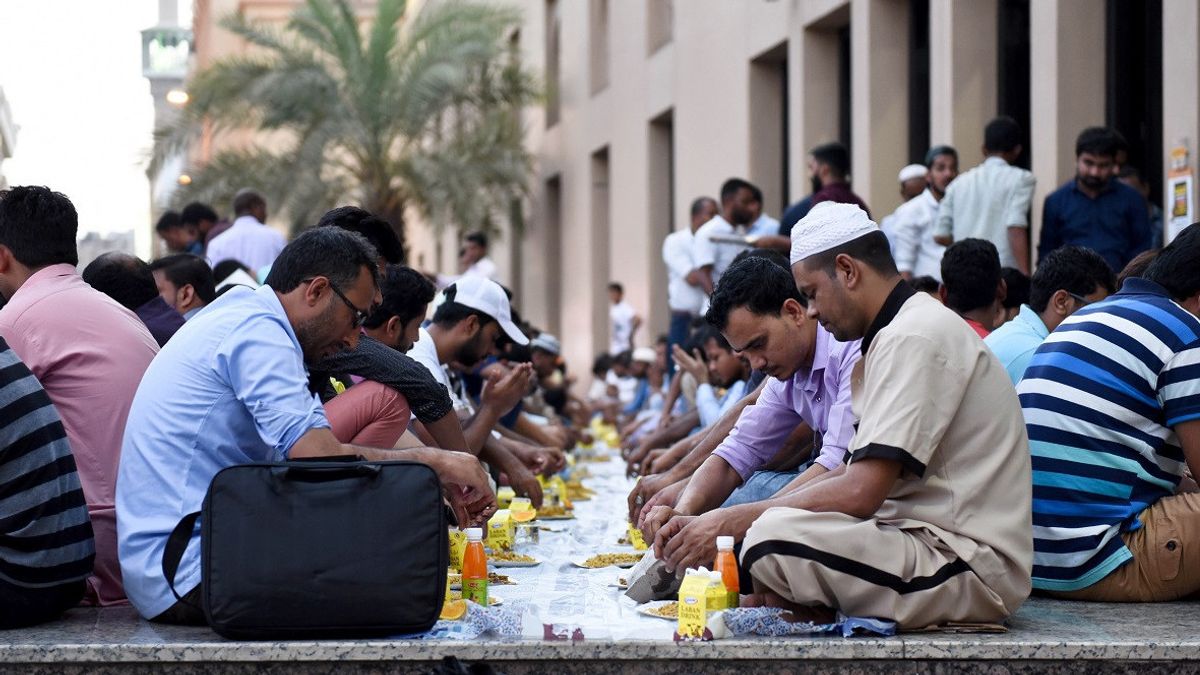 Ramadan 2021 : La Banque Alimentaire Des Émirats Arabes Unis Vise Une Distribution Record Mondiale De 50 000 Repas En 5 Heures