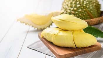 Selain Pusing, Ini 4 Efek Samping Terlalu Banyak Makan Durian