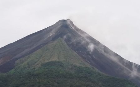 Pos PGA Catat 67 Kali Gempa Guguran di Gunung Karangetang Sulut