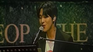 Temu Penggemar hingga Bernyanyi, Ahn Hyo-seop Tebar Pesona di Mall Jakarta