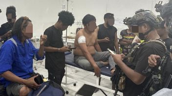 デカイ・ルカでヤフキモ・コダップ・KKBの銃撃の2人の犠牲者は、腕と太ももに負傷 