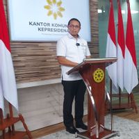 Soal Urgensi Eskalator Dipasang di Borobudur, Istana:  Waktu Presiden Prancis Terbatas 