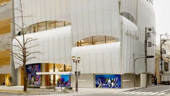 Entering The Culinary World, Louis Vuitton Fashion House Opens Japan's First Cafe And Restaurant