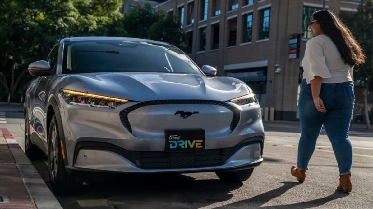 Bos Ford Proyeksi Biaya Kendaraan Listrik Baru Bisa Turun setelah 2030