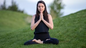 5 Alasan Kenapa Yoga Membantu Menyembuhkan dari Trauma
