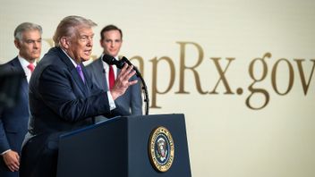 Trump Perintahkan Pentagon Beli Listrik Batu Bara Topang Industri