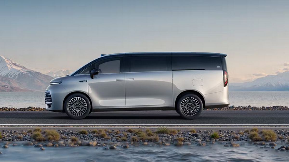 MPV Premium Geely Galaxy V900 يطلق رسميا، يباع مقابل 758 مليون روبية إندونيسية
