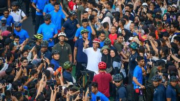 Minggu Pagi, Jokowi Bersepeda di Sudirman-Thamrin