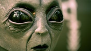 Latest Research: Trust In Aliens Is A Social Problem