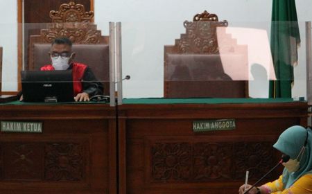 Hakim Tolak Praperadilan Bupati Mimika Eltinus Omaleng Tersangka Kasus Korupsi Pembangunan Gereja Kingmi Mile 32