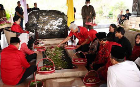 Ziarah ke Makam Bung Karno, Ganjar: Ibu Megawati Sudah Lama Mengajak 