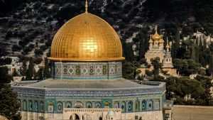 Israel Batasi Jemaah Palestina di Al-Aqsa Saat Salat Jumat Pertama Ramadan