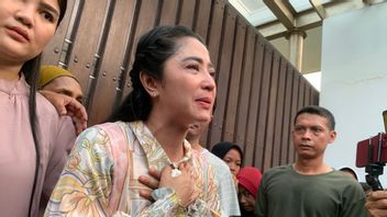 The Polemic Of Sacrificial Cows Continues, Dewi Perssik Is Ready To Take Legal Action