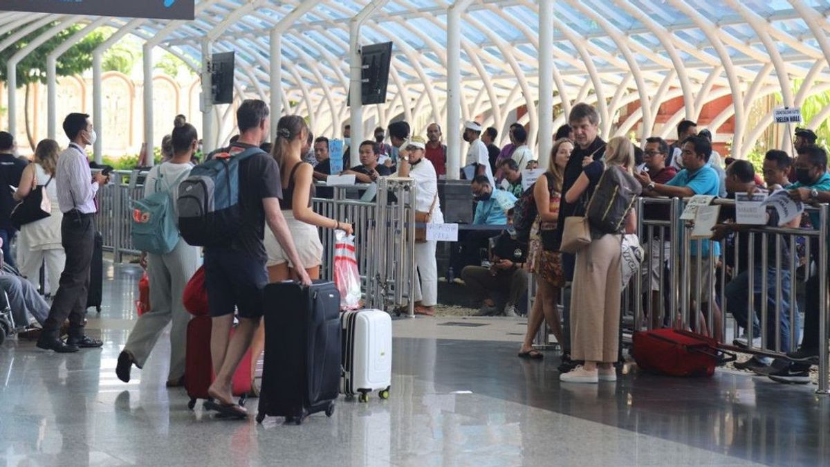 税関はバリのングラライ空港での写真による台湾人観光客の恐喝を否定します