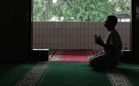 Waktu Subuh Mundur 8 Menit, Warga Muhammadiyah Diminta Menaatinya